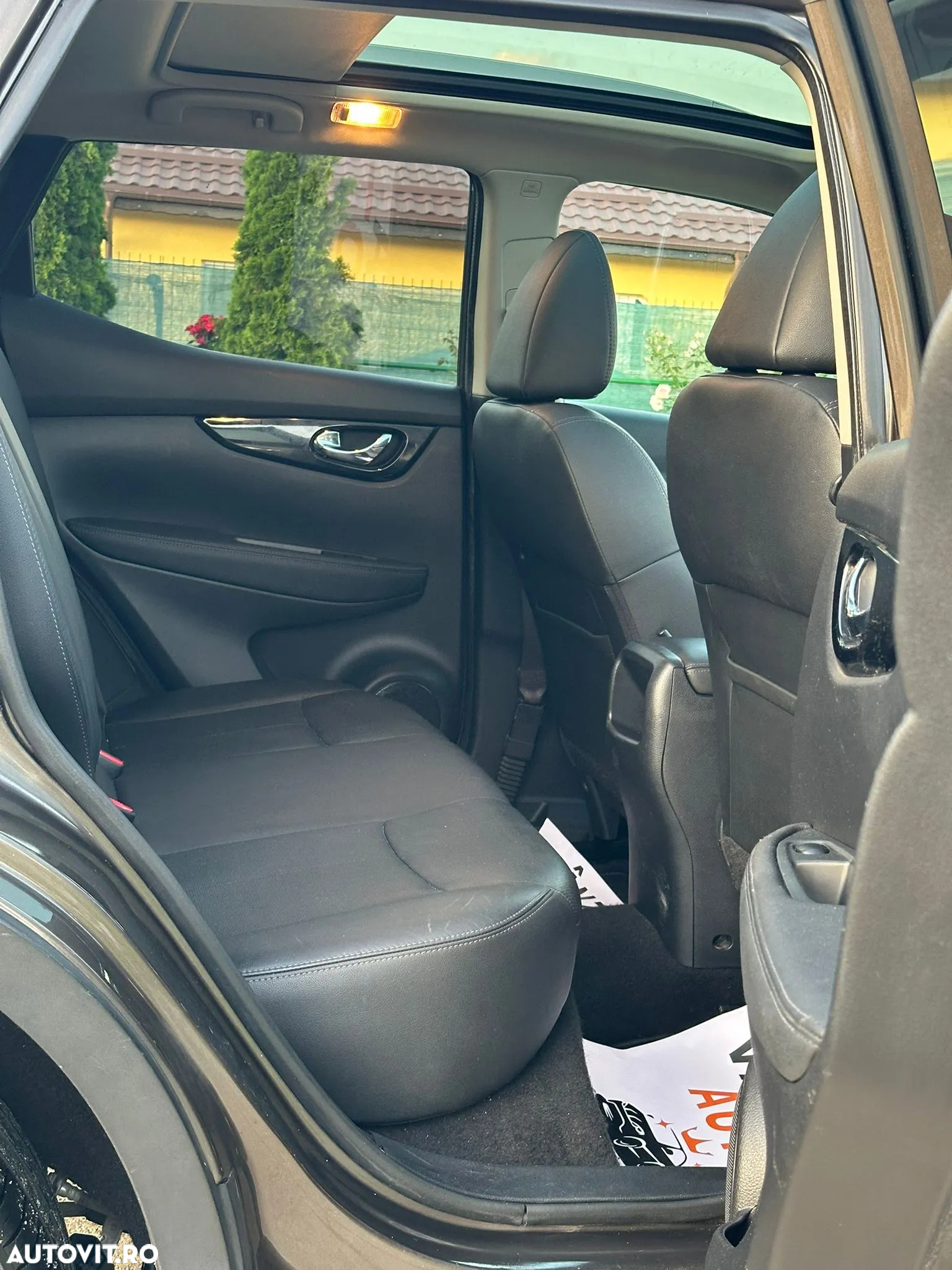 Nissan Qashqai 1.5 DCI Start/Stop Tekna - 8