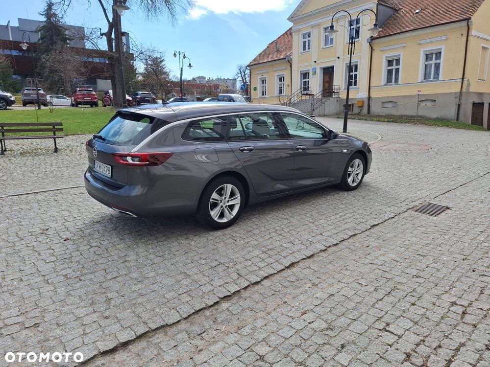 Opel Insignia - 11