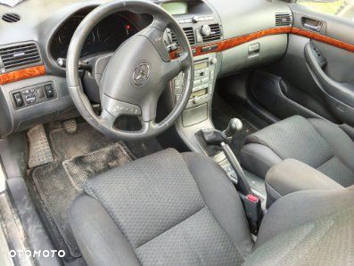 Toyota Avensis 2.0 VVT-i Sol - 7