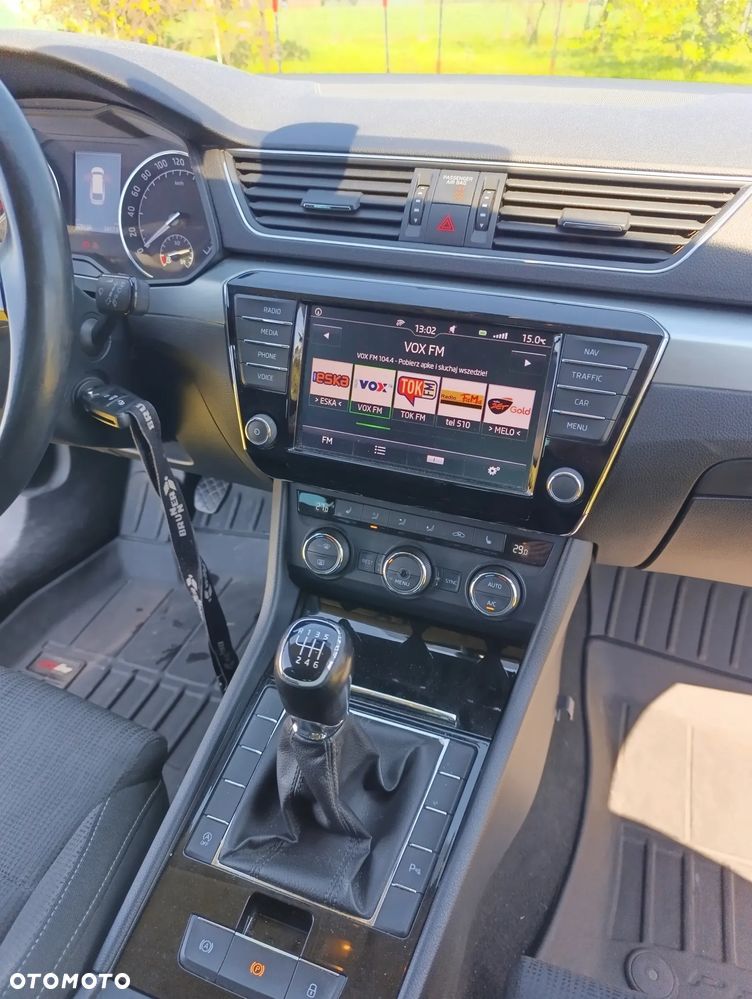 Skoda Superb 1.6 TDI Ambition - 6