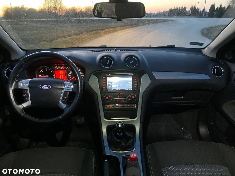 Ford Mondeo 2.0 TDCi Viva Trend - 8