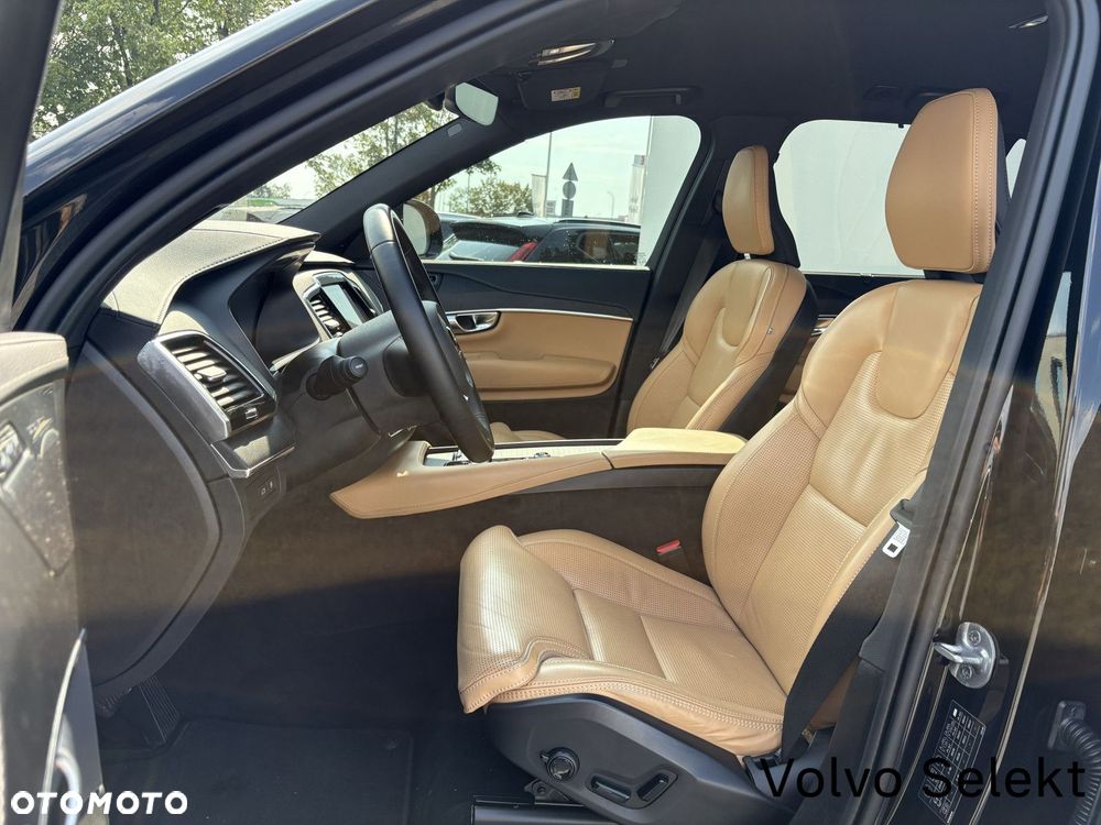 Volvo XC 90 - 11