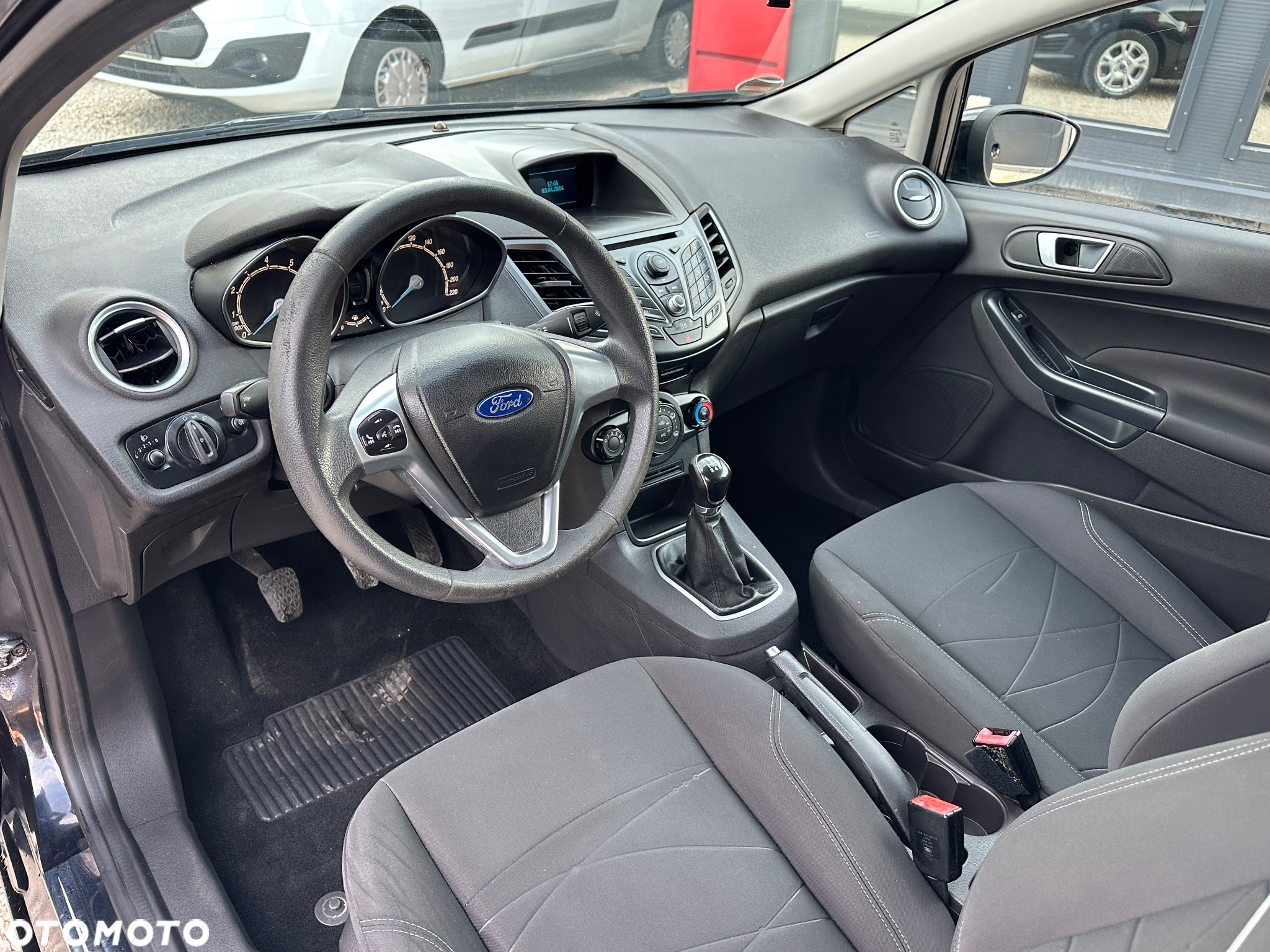 Ford Fiesta - 16