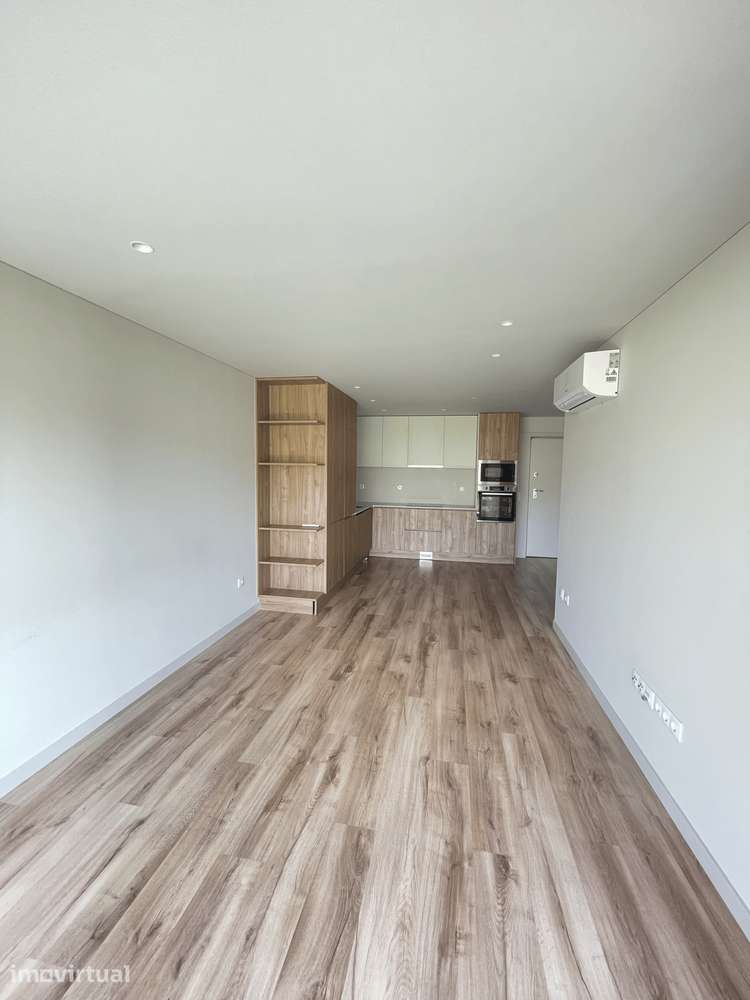 Aluga-se apartamento T1 Novo em Gualtar - Grande imagem: 3/11