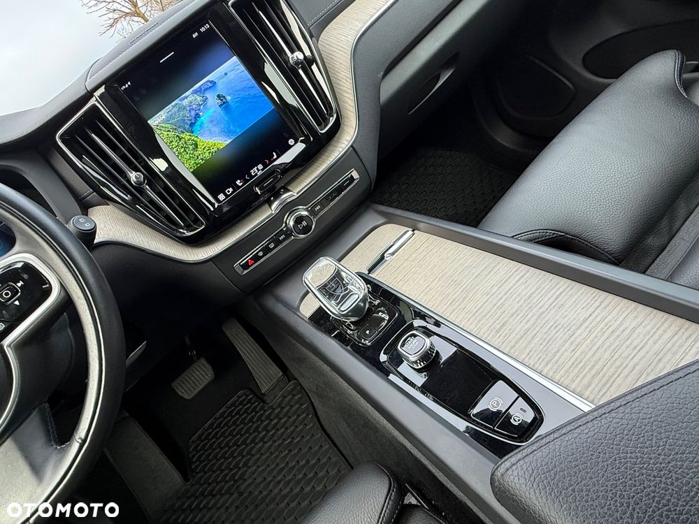 Volvo XC 60 B4 D Geartronic Inscription - 16