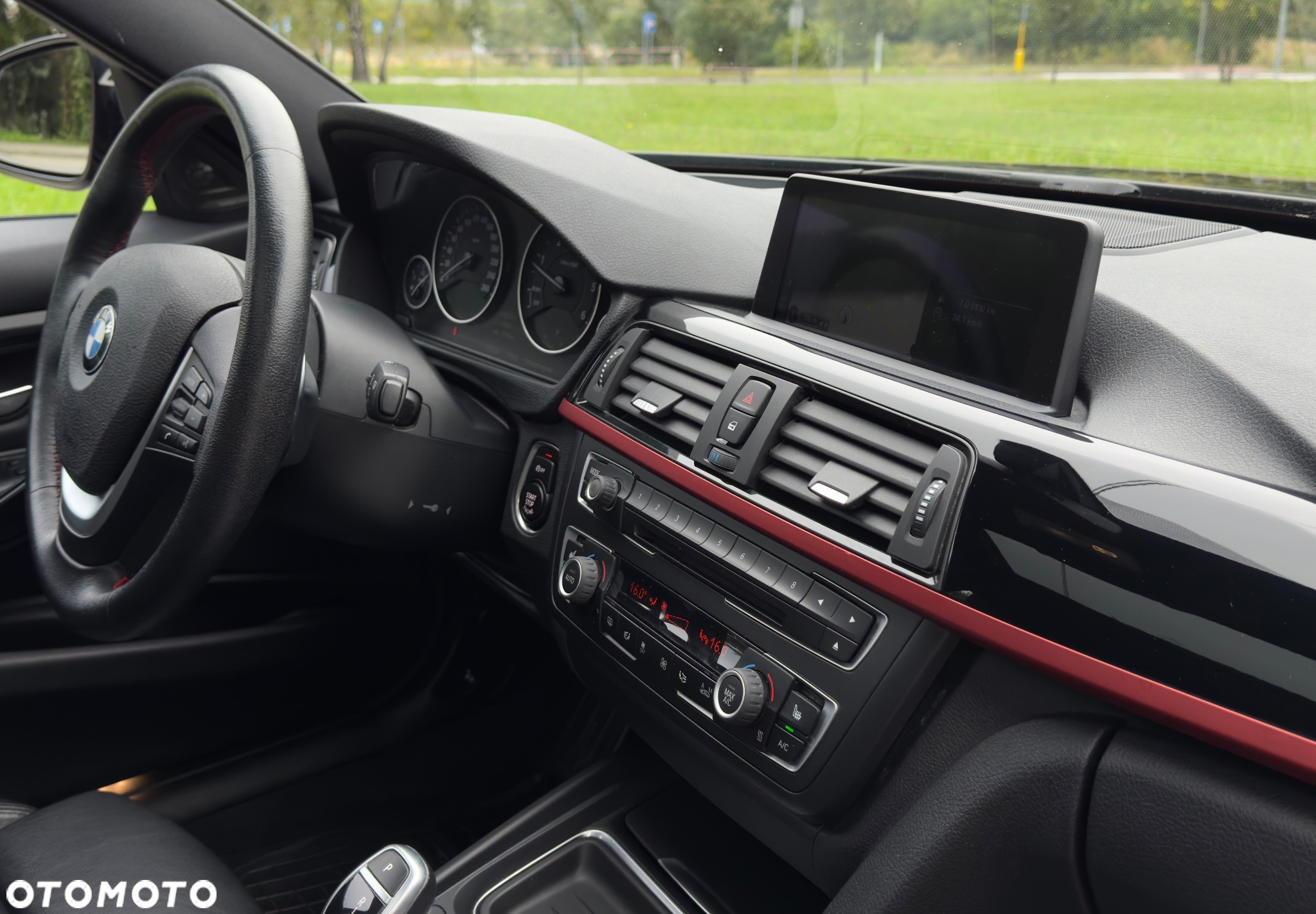 BMW Seria 3 320d Sport-Aut Blue Performance Sport Line - 21