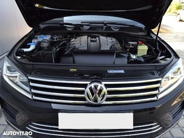 Volkswagen Touareg 3.0 V6 TDI SCR Blue Motion DPF Automatik - 6