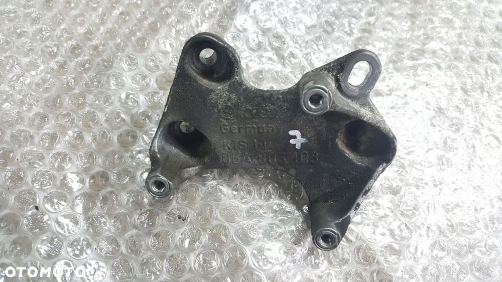 UCHWYT MOCOWANIE VW SEAT 1.8 APG 06A903103 - 1