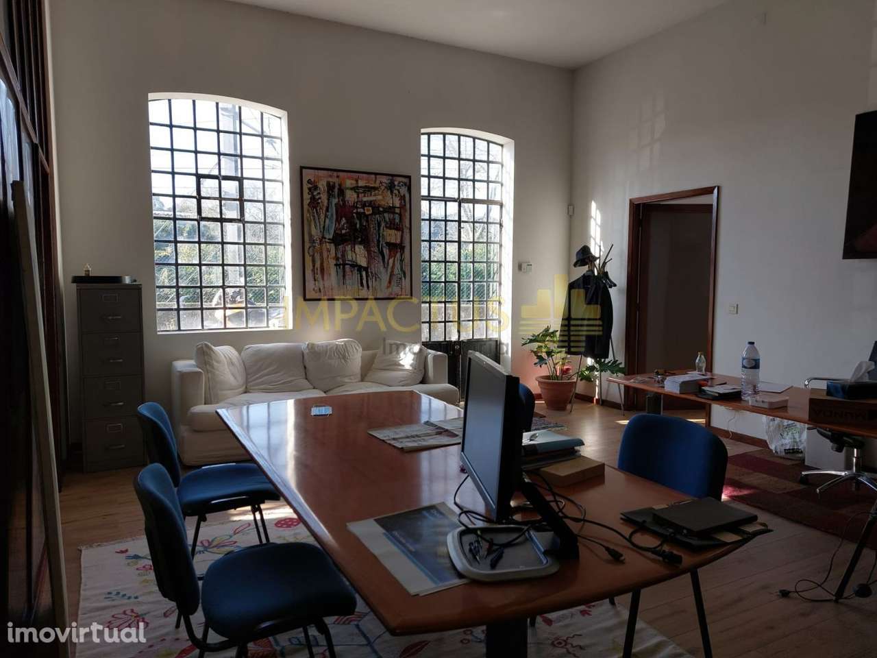 Escritório junto ao Metro - Grande imagem: 2/15