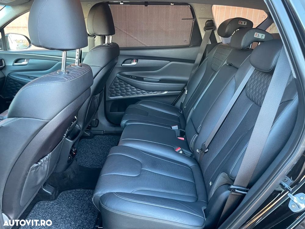 Hyundai Santa Fe 2.2 CRDi 4WD 8AT Luxury - 14