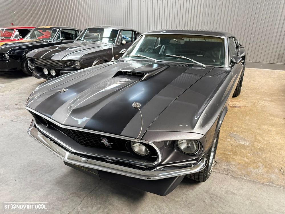 Ford Mustang - 16