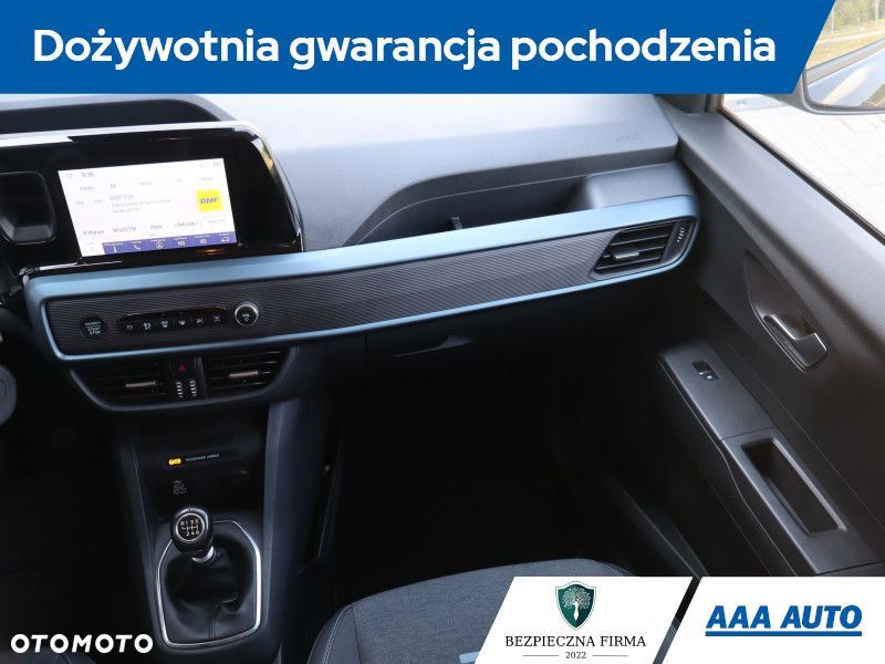 Ford Tourneo Courier - 10