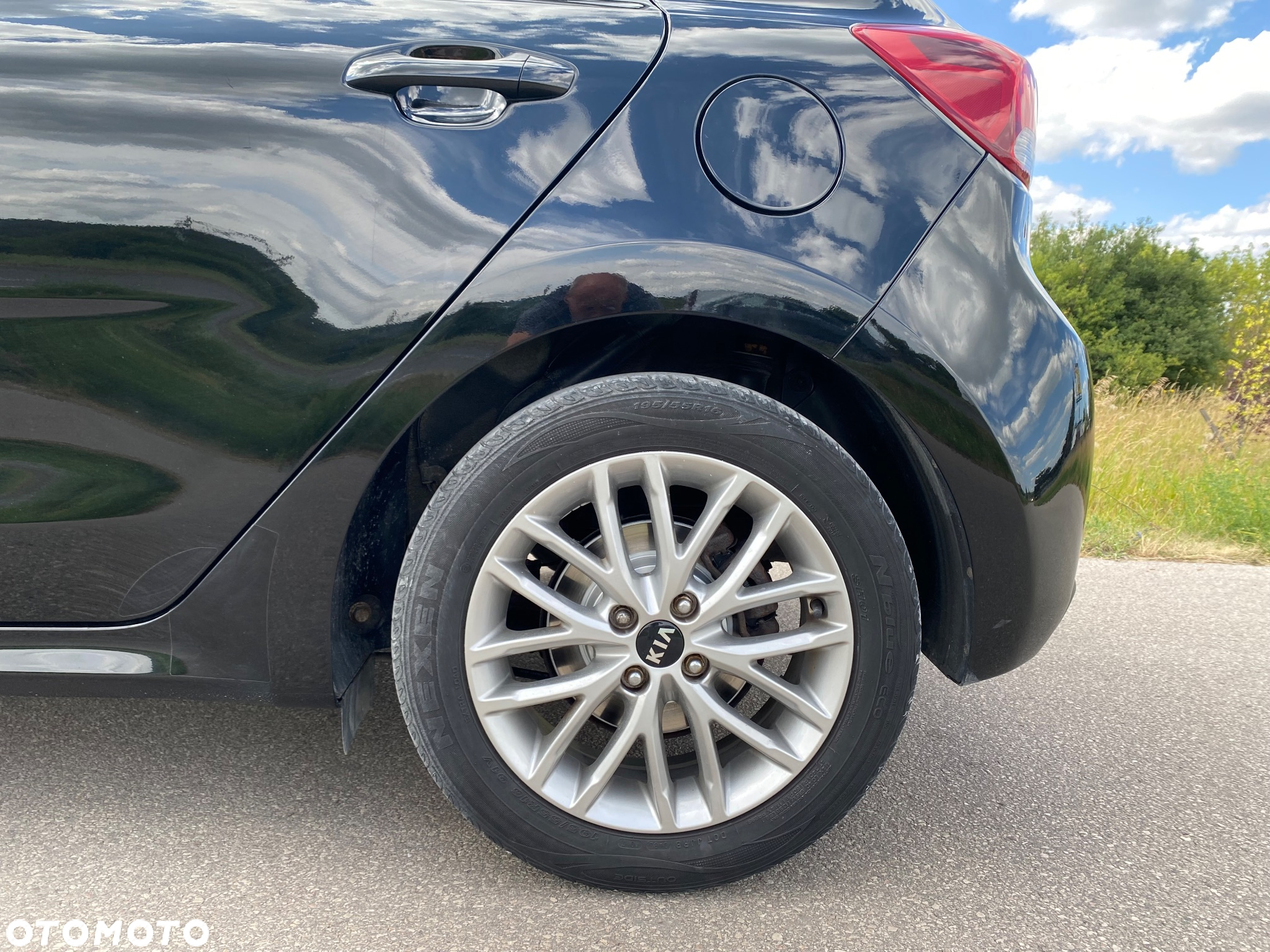 Kia Rio 1.4 L - 14