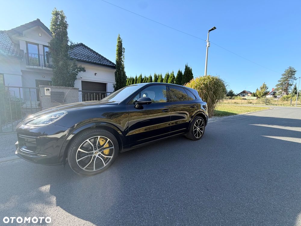 Porsche Cayenne Turbo - 6