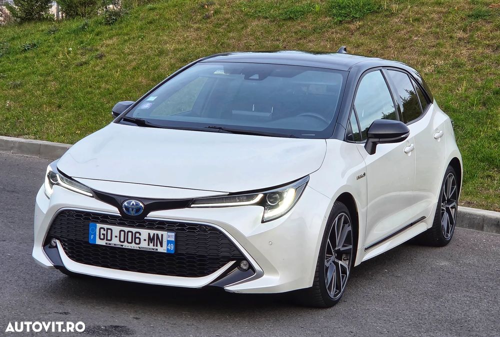 Toyota Corolla 1.8 Hybrid Business Edition - 2