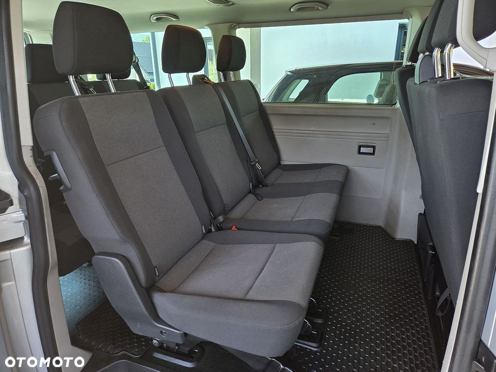 Volkswagen Caravelle 2.0 TDI L2 Comfortline DSG - 11