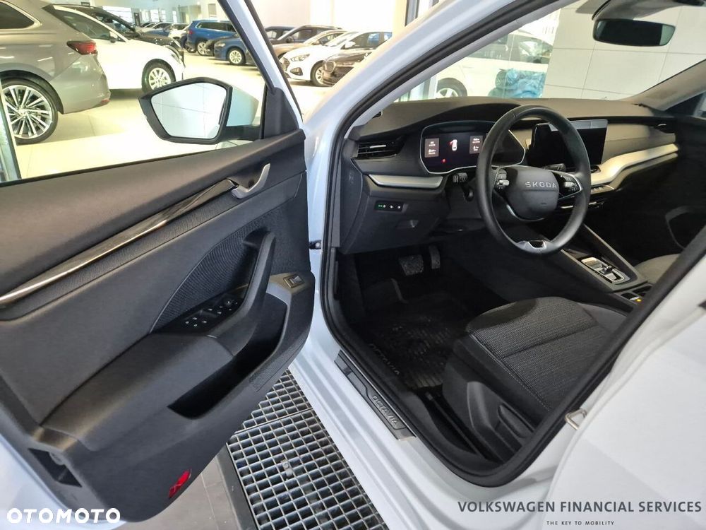 Skoda Octavia 1.5 TSI mHEV Selection DSG - 5