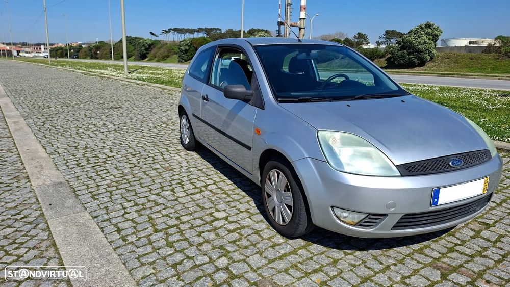 Ford Fiesta 1.25 Ambiente - 1