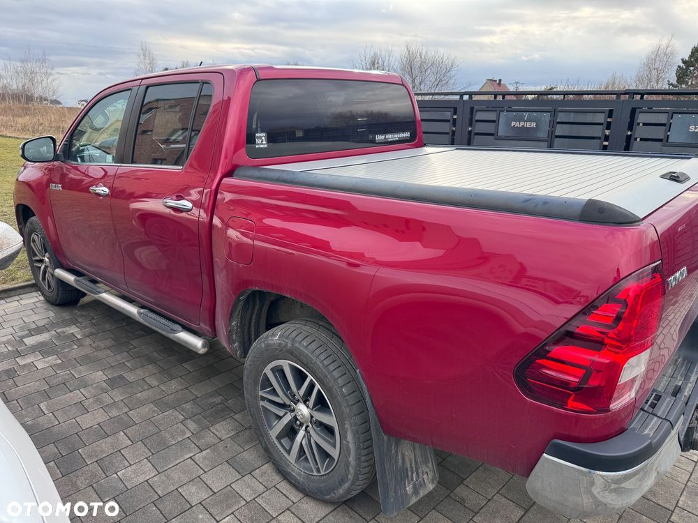 Toyota Hilux 2.4 D-4D Extra Cab DLX 4x4 - 1