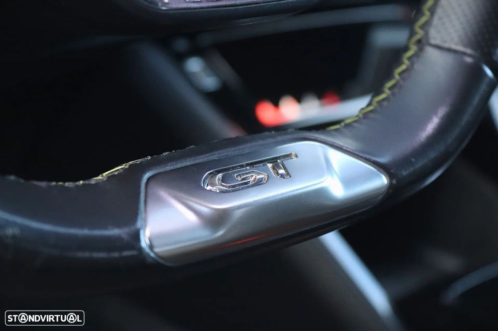 Peugeot 2008 1.2 PureTech GT EAT8 - 24