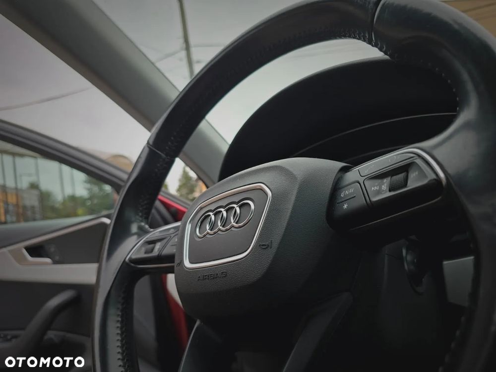 Audi A4 Limousine - 17