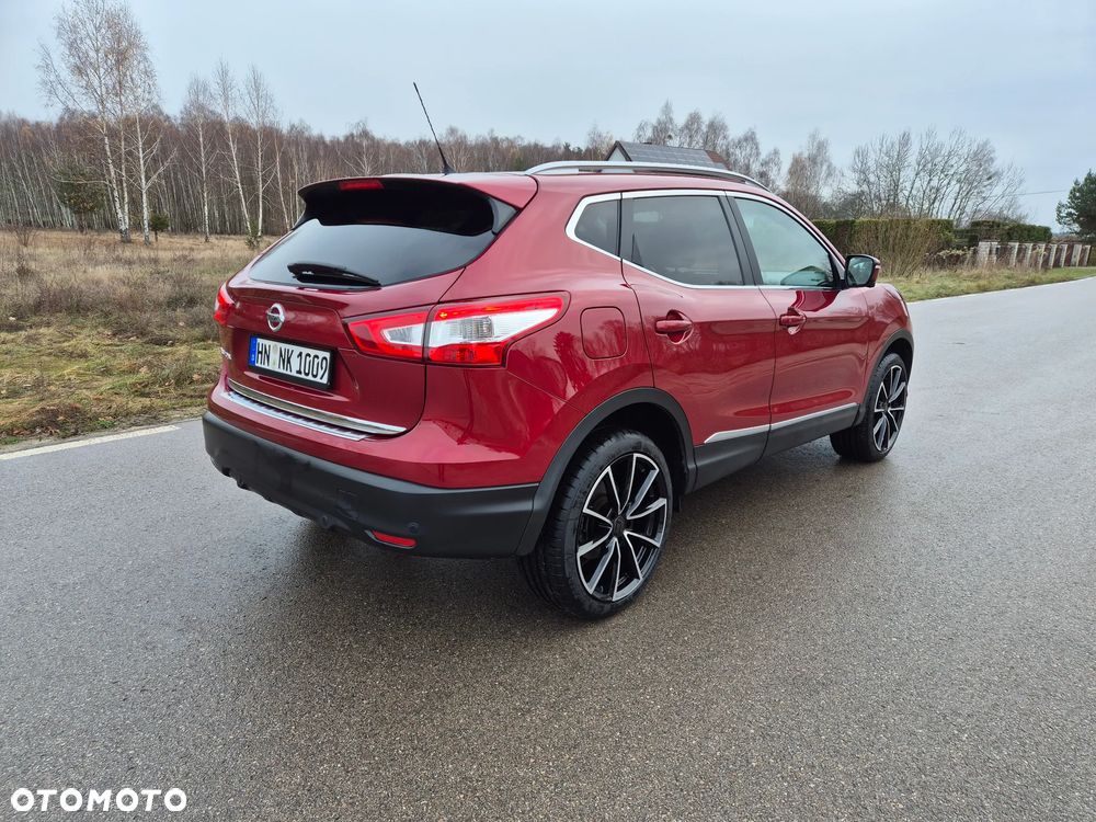 Nissan Qashqai - 2