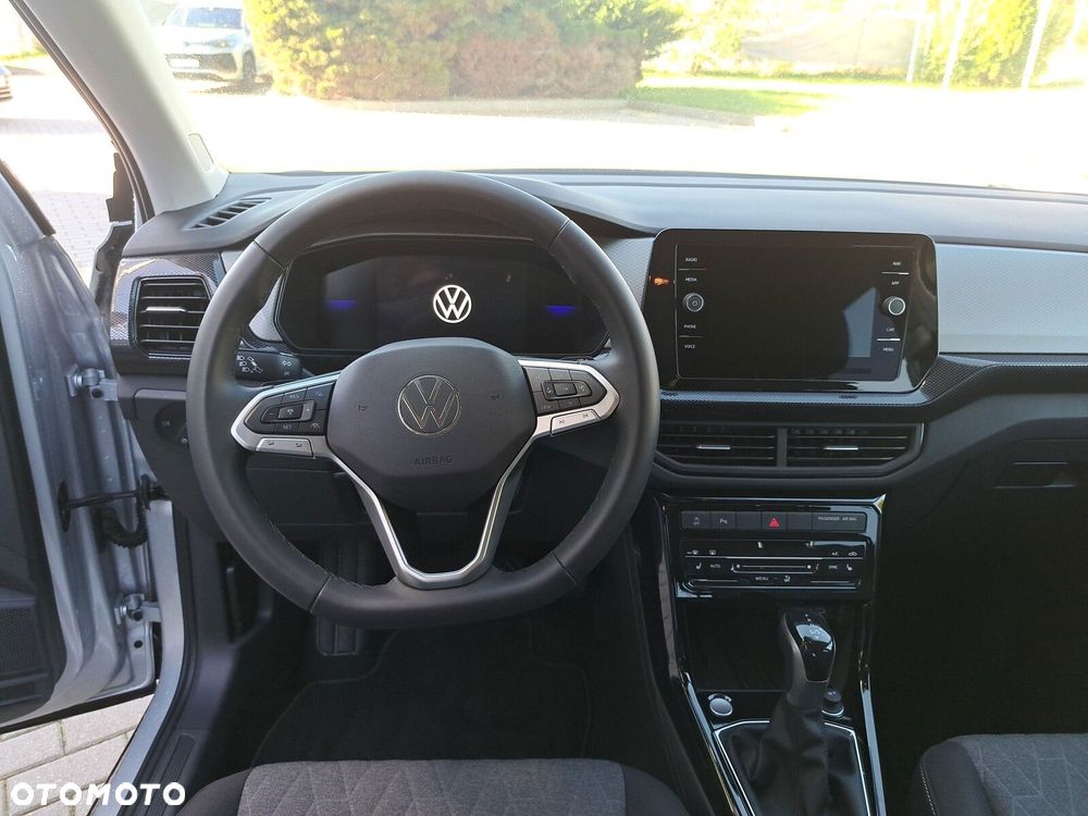 Volkswagen T-Cross - 14