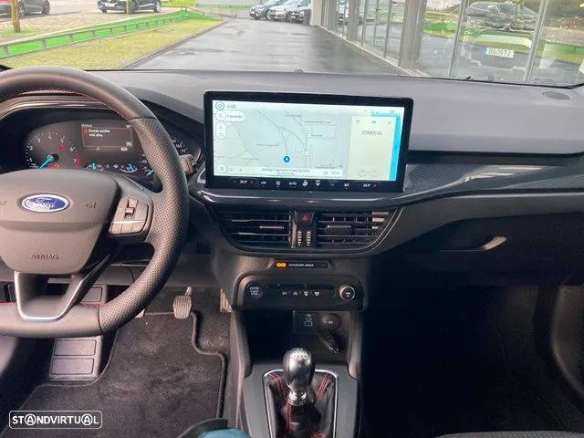 Ford Focus 1.0 EcoBoost MHEV ST-Line - 22