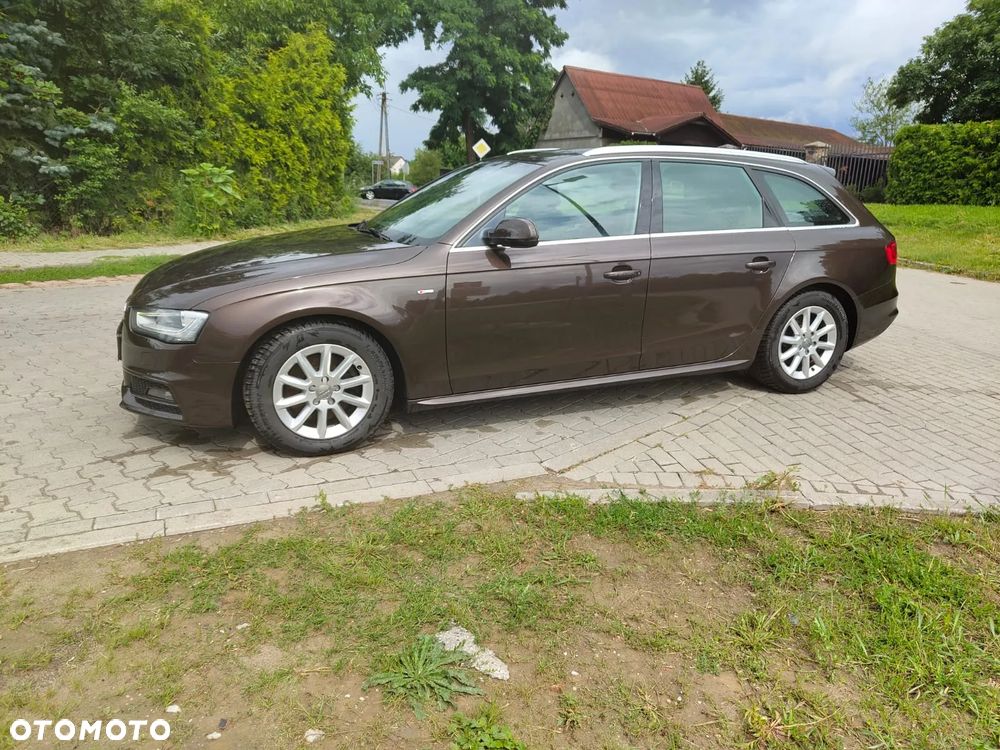 Audi A4 Avant 2.0 TDI DPF clean diesel quattro S tronic S line Sportpaket - 27