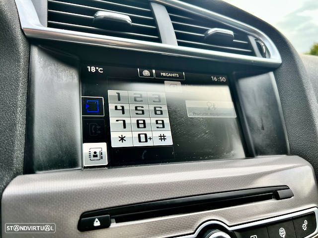 Citroën C4 1.2 PureTech Feel - 33