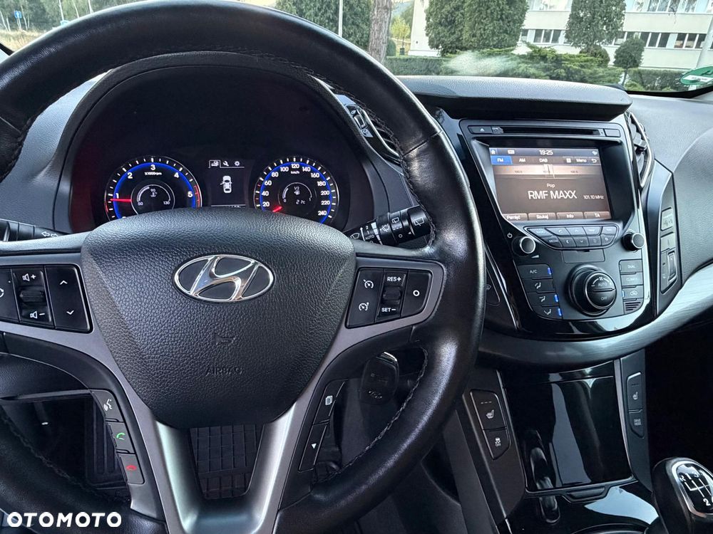 Hyundai i40 Kombi 1.7 CRDi Trend - 38