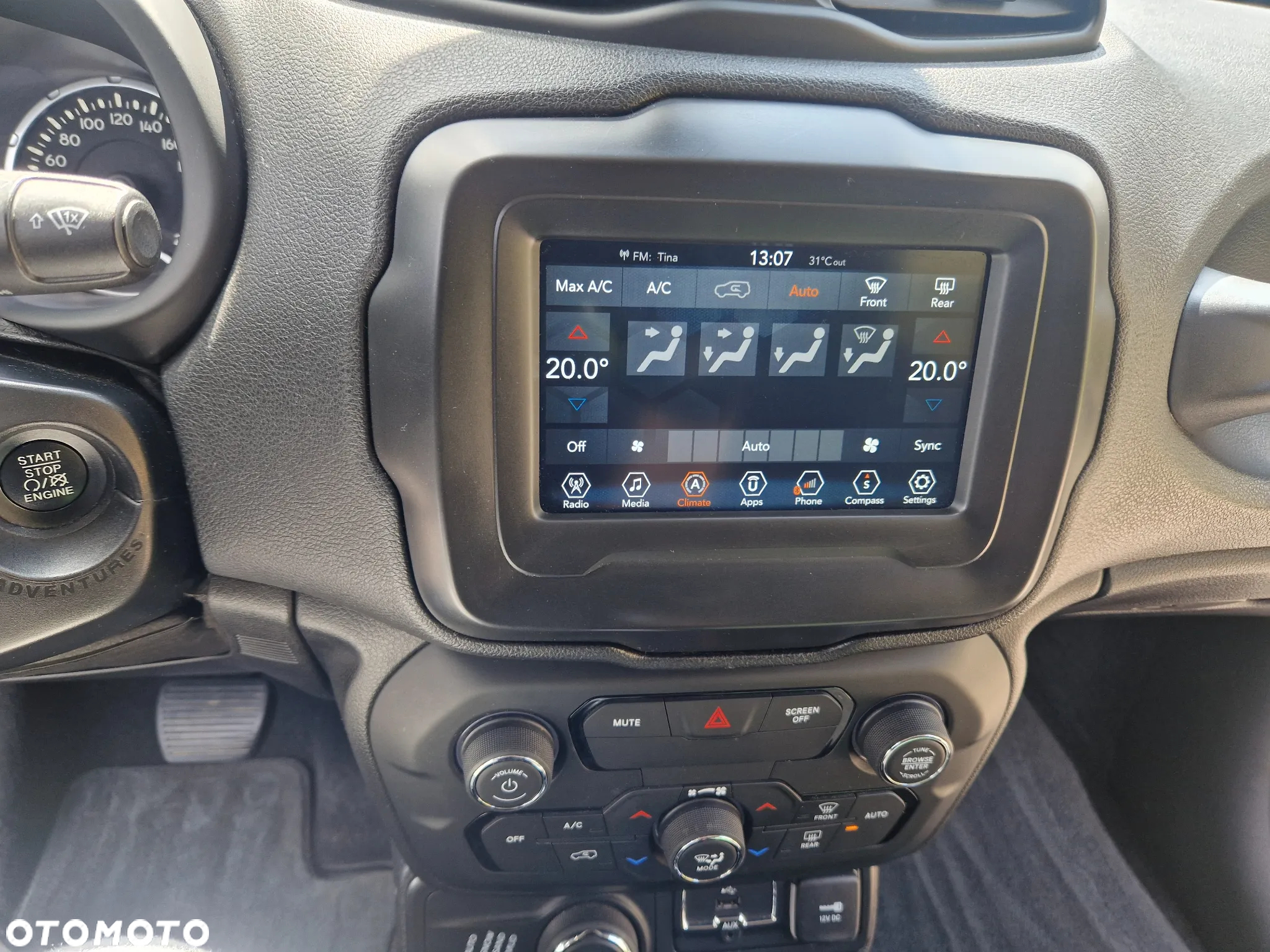 Jeep Renegade - 15