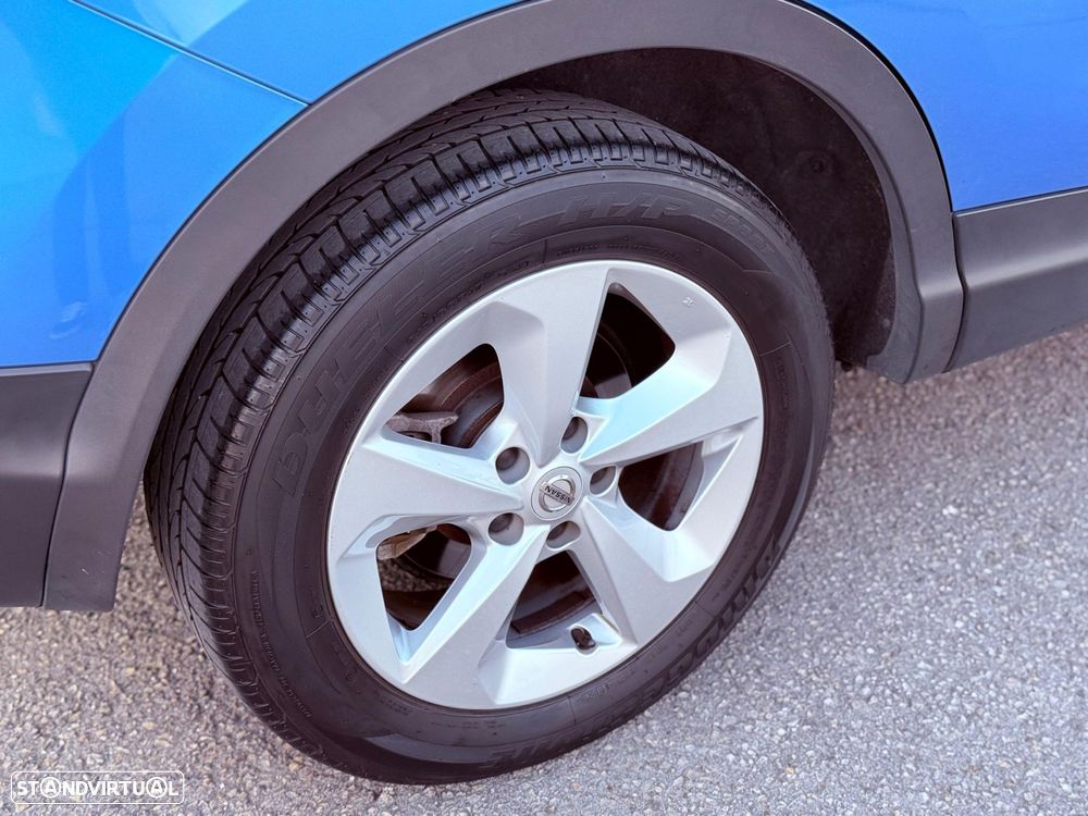 Nissan Qashqai 1.5 dCi N-Connecta - 4
