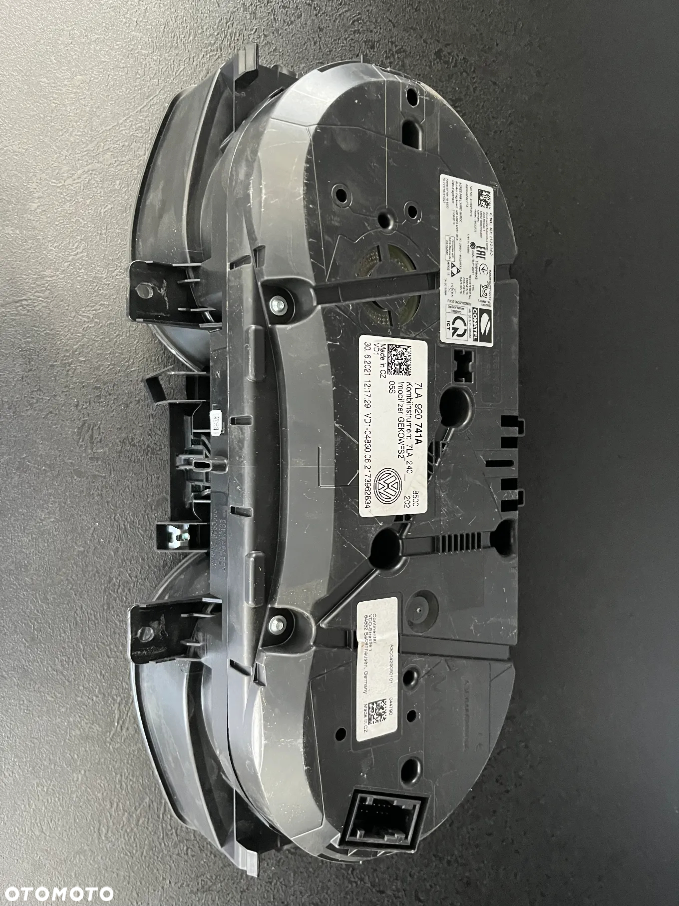 LICZNIK ZEGARY VW TRANSPORTER T6 2.0 TDI 21R - 2