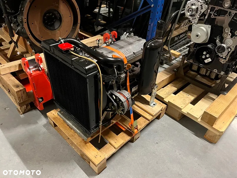 SILNIK LOMBARDINI LDW 1204 3000rpm stan jak nowy zestaw 11500 netto - 8