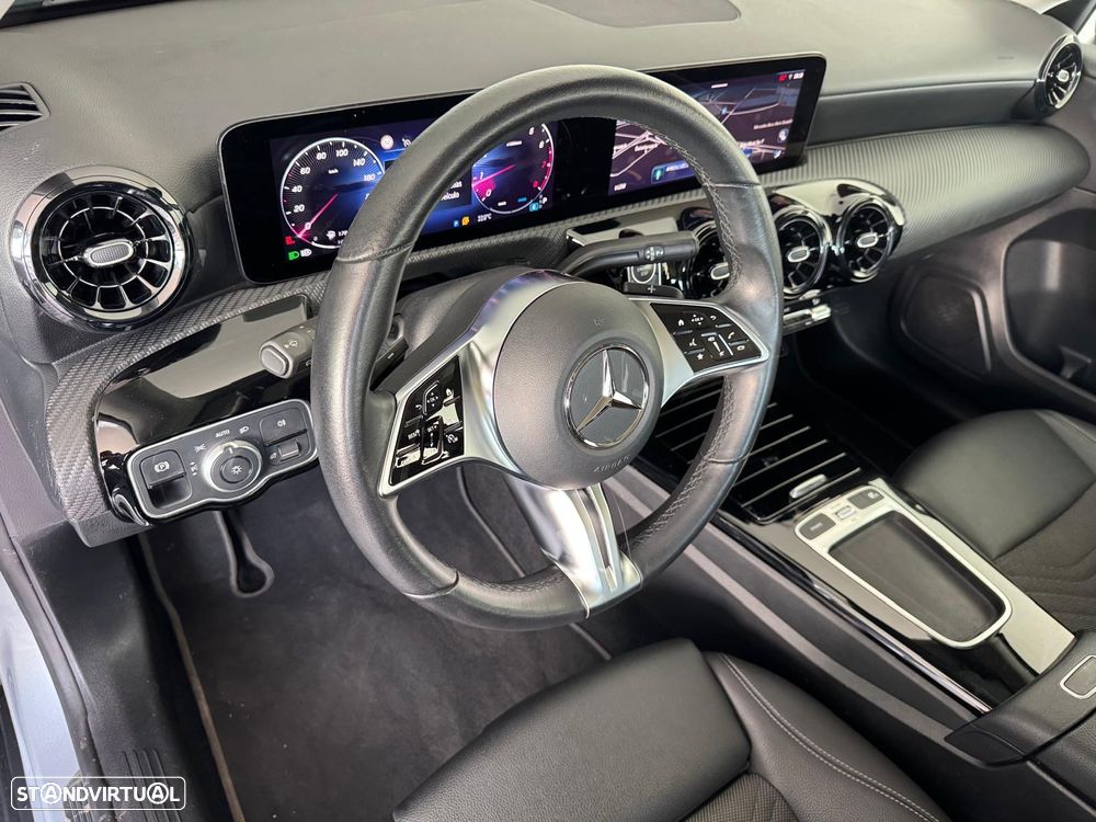 Mercedes-Benz A 200 Standard - 21