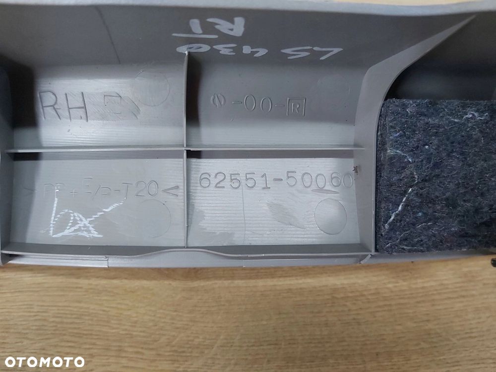 LEXUS LS 430 listwa nakładka progu prawy tył boczek fotela 62551-50060 - 4