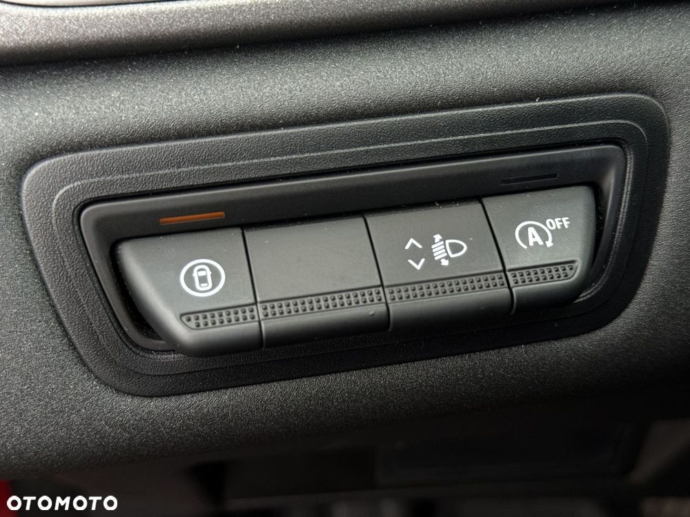 Renault Captur 1.3 TCe mHEV Techno EDC - 32