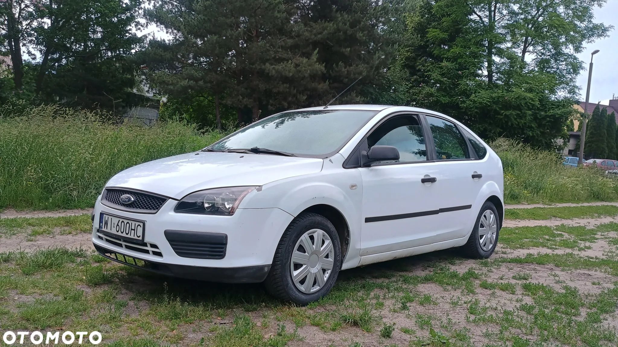 Ford Focus 1.6 Ambiente - 1