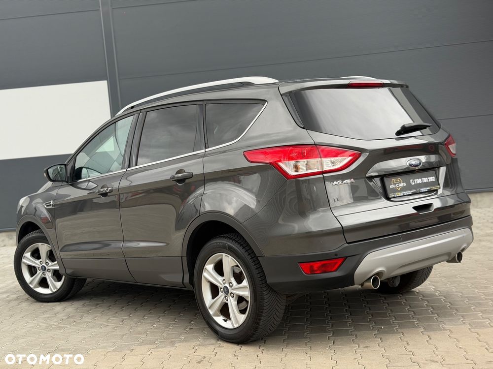 Ford Kuga 2.0 TDCi FWD Titanium - 22