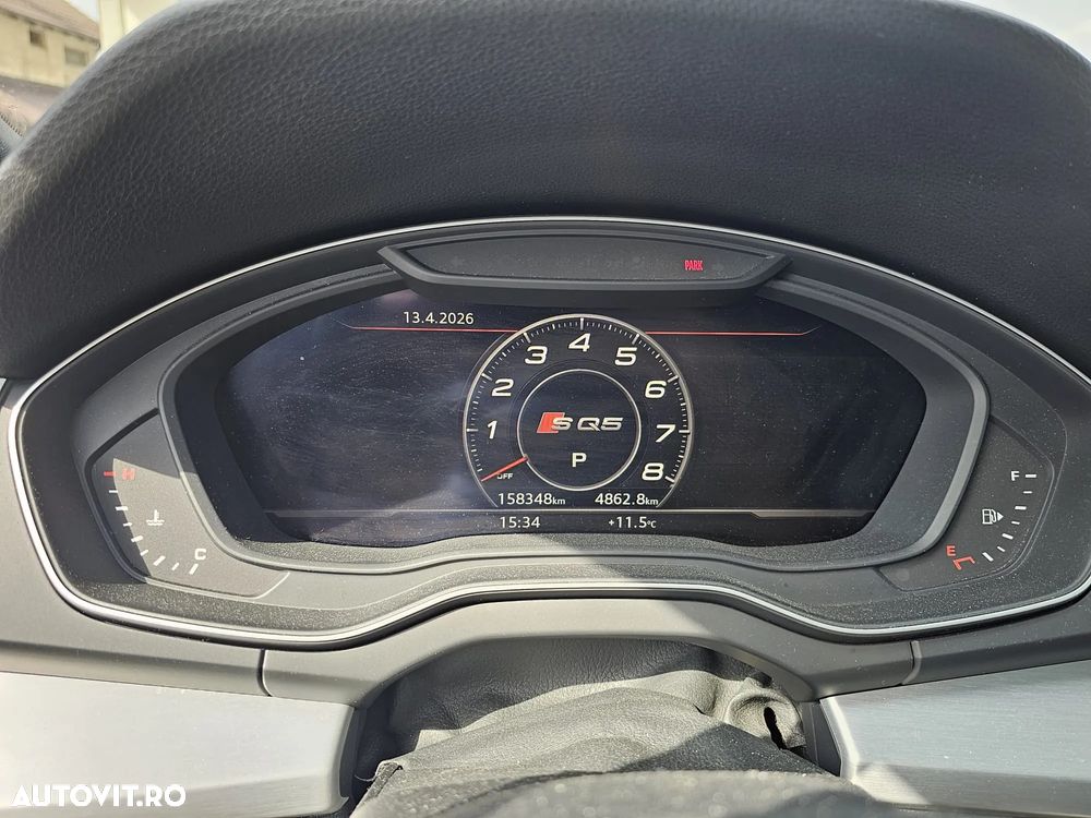 Audi SQ5 - 5