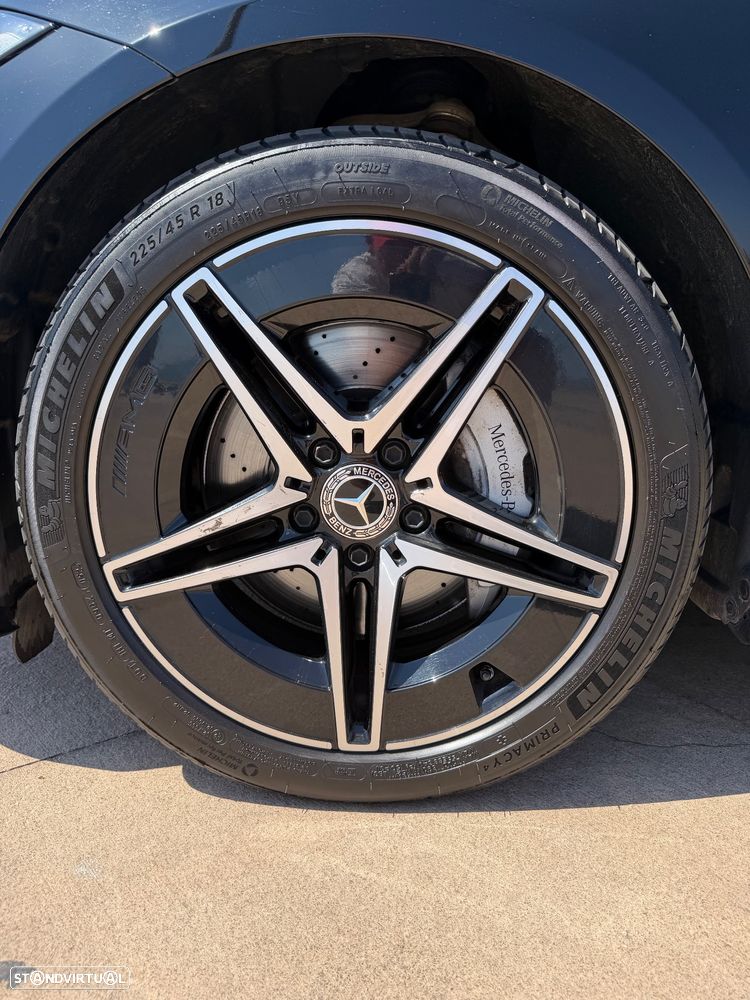 Mercedes-Benz C 300 e AMG Line - 24