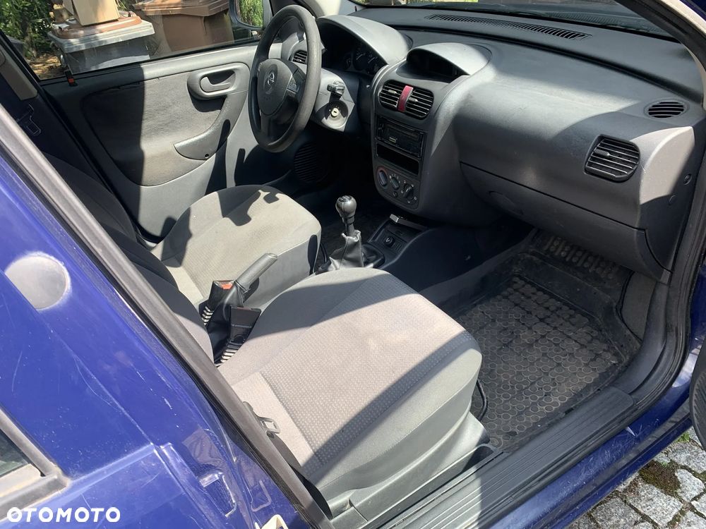 Opel Corsa 1.0 12V Essentia - 11