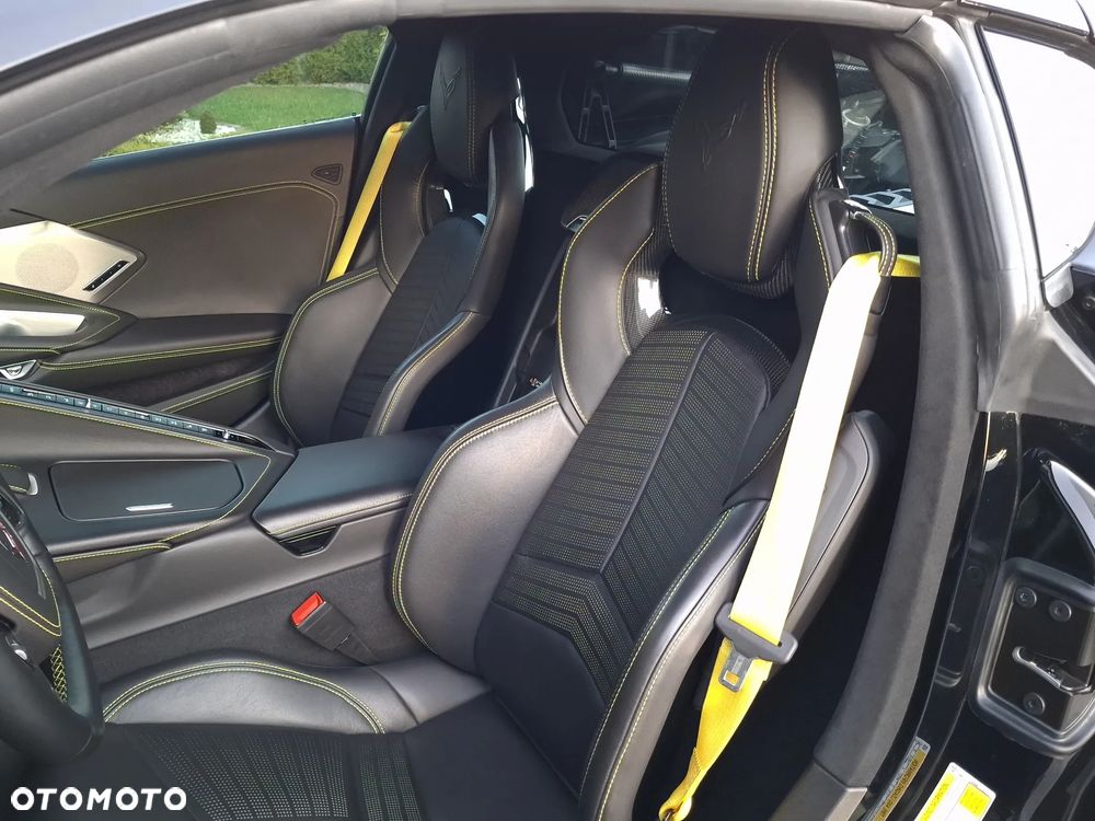Chevrolet Corvette Stingray 3LT 6.2 V8 Automatik - 12