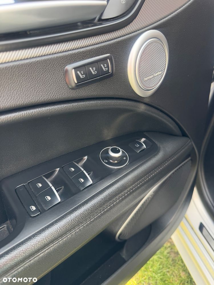 Alfa Romeo Stelvio 2.0 Turbo Veloce Q4 - 24