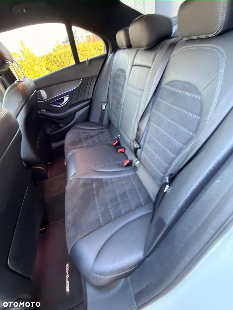 Mercedes-Benz Klasa C 220 d 9G-TRONIC - 29