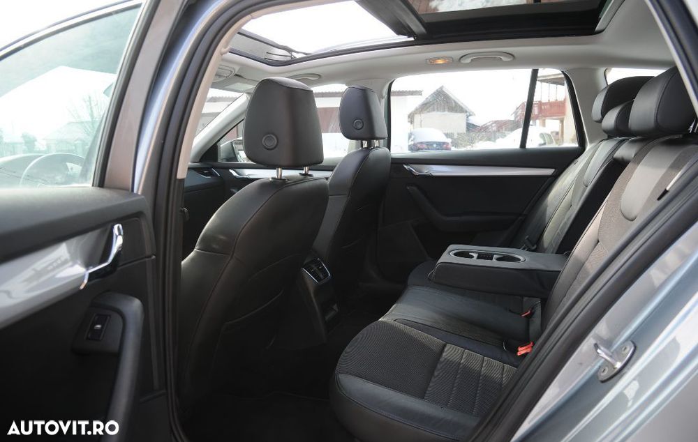Skoda Octavia 2.0 TDI DSG Ambition - 11