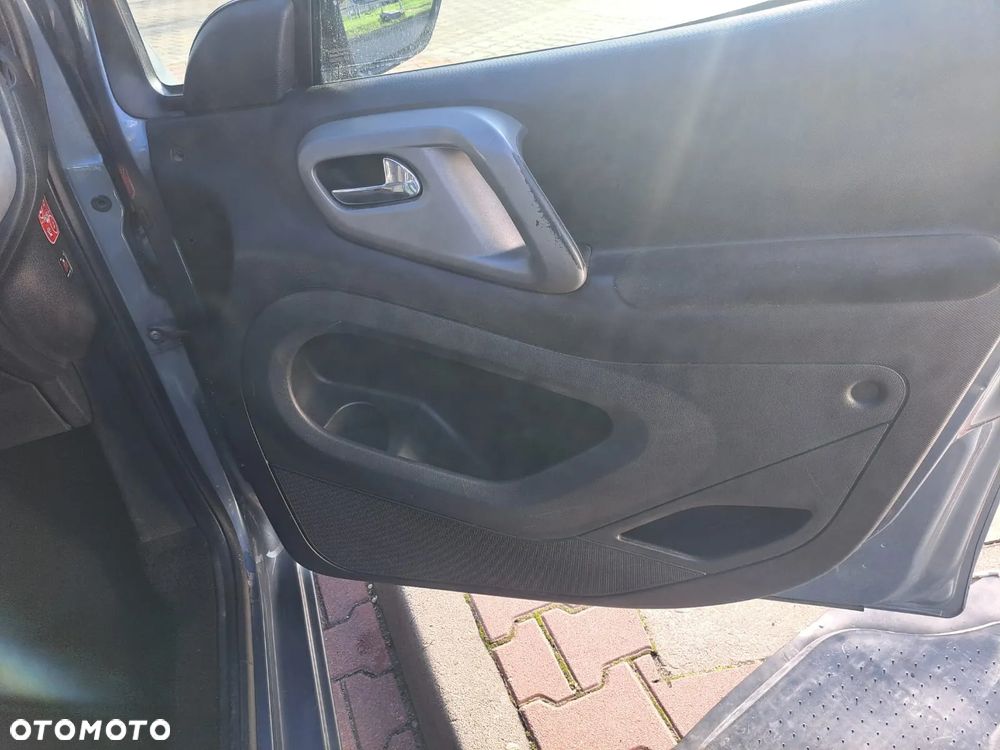 Citroën Berlingo 1.6 HDi Multispace - 12