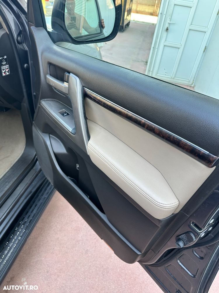 Toyota Land Cruiser V8 D-4D Automatik Executive - 15
