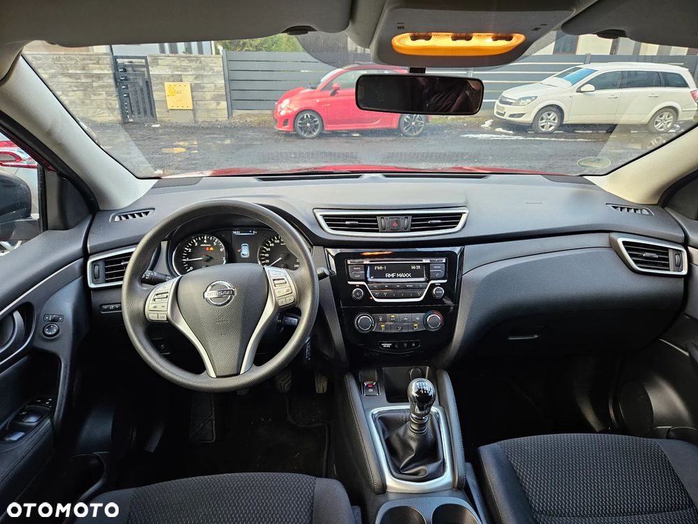 Nissan Qashqai 1.2 DIG-T Visia - 11